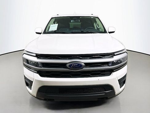 Used 2022 Ford Expedition Max XLT AWD/4WD image 2