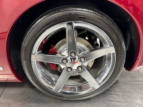 Used 2006 Chevrolet Corvette Coupe w/ Preferred Equipment Group image 11