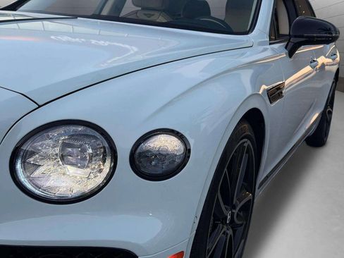 Certified 2024 Bentley Flying Spur V8 image 15