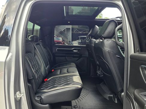 Used 2025 RAM 1500 Big Horn AWD/4WD image 32