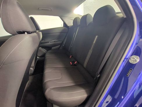 Used 2023 Hyundai Elantra SEL FWD image 14