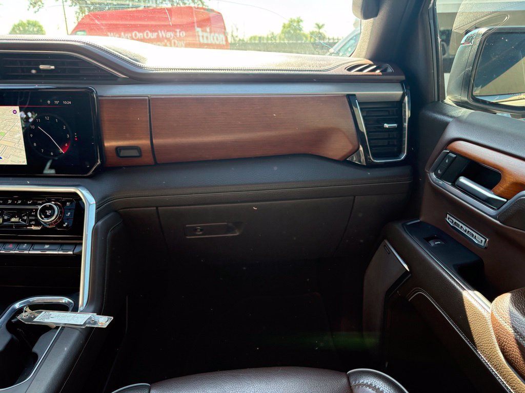 Used 2022 GMC Sierra 1500 Denali w/ Denali Reserve Package RWD image 8