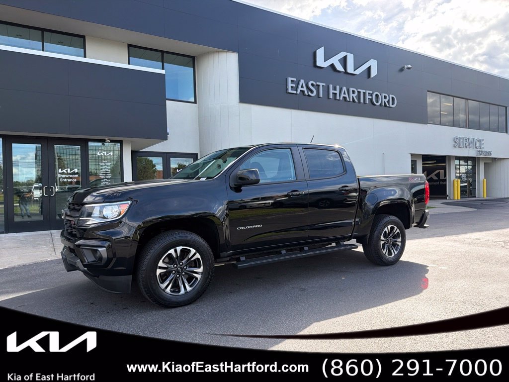 Used 2021 Chevrolet Colorado Z71 w/ Safety Package AWD/4WD image 1