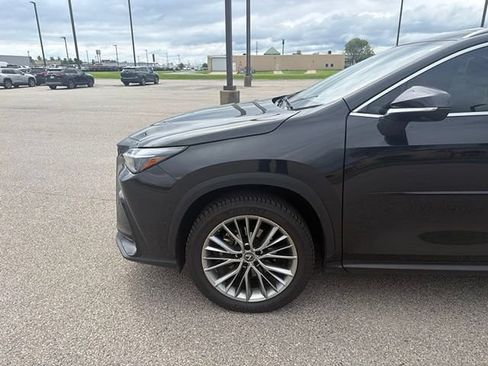 Used 2022 Lexus NX 350h AWD w/ Vision Package image 9