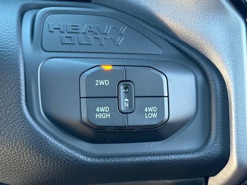 New 2026 RAM 2500 Big Horn AWD/4WD image 27