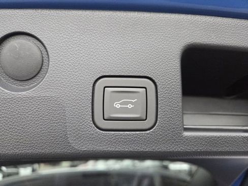 New 2026 GMC Terrain Elevation w/ Elevation Premium Package image 18