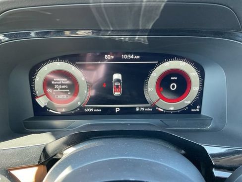 Used 2025 Nissan Pathfinder Platinum AWD/4WD image 29