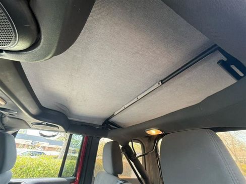 Used 2012 Jeep Wrangler Unlimited Sport AWD/4WD image 18