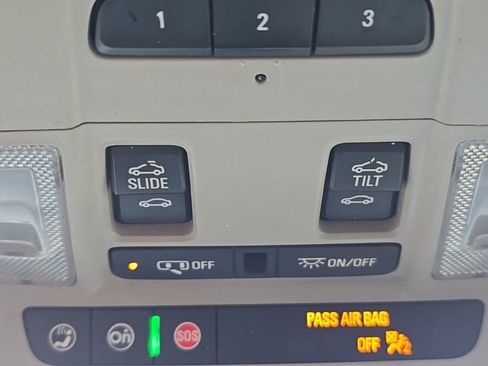 Used 2020 Buick Enclave Avenir w/ Avenir Technology Package image 45