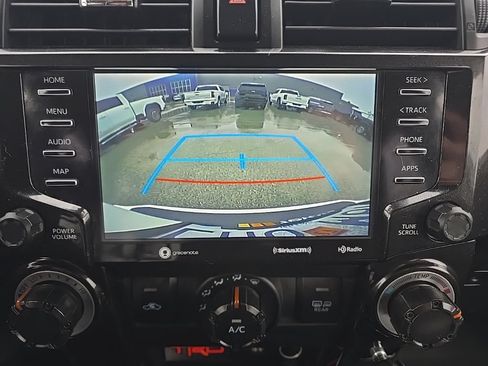 Used 2021 Toyota 4Runner TRD Off-Road Premium w/ Moonroof Package AWD/4WD image 25