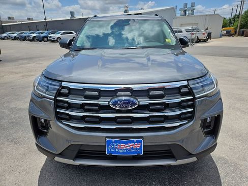 New 2026 Ford Explorer Active w/ Active Comfort Package RWD image 3