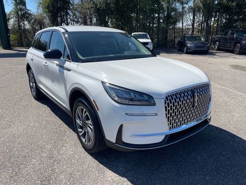 Used 2024 Lincoln Corsair FWD image 1