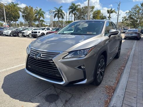 Used 2018 Lexus RX 350 FWD w/ Premium Package image 16