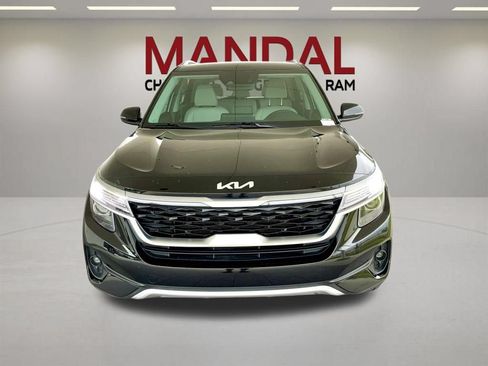 Used 2023 Kia Seltos EX AWD/4WD image 3