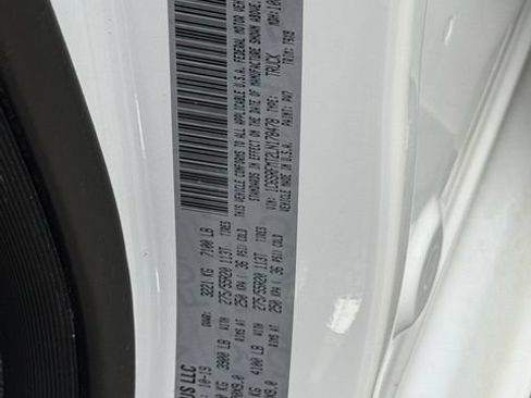 Used 2020 RAM 1500 Big Horn AWD/4WD image 32