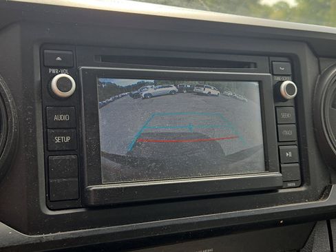 Used 2019 Toyota Tacoma SR w/ SR Convenience Package RWD image 13