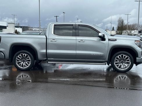 Used 2023 GMC Sierra 1500 Denali Ultimate image 3