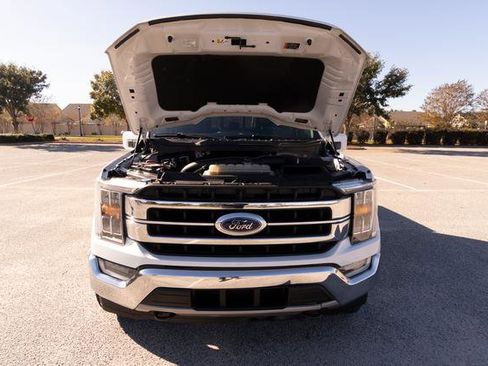Used 2021 Ford F150 Lariat w/ Equipment Group 501A Mid image 9