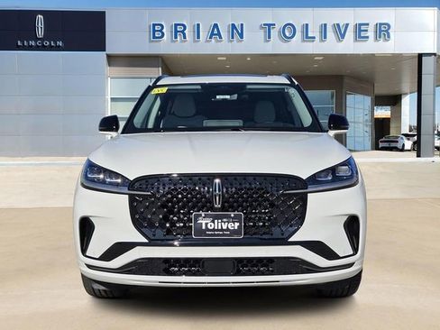 New 2026 Lincoln Aviator Reserve image 3