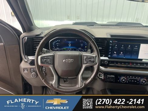 Used 2023 Chevrolet Silverado 1500 LT Trail Boss w/ Convenience Package II image 28