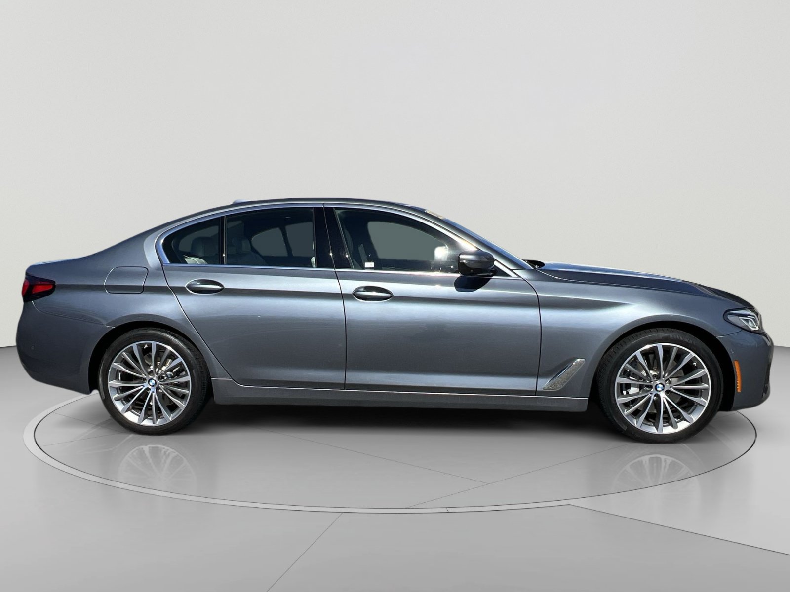 Used 2021 BMW 540i xDrive w/ Premium Package AWD/4WD image 6