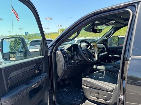 New 2026 RAM 3500 Limited AWD/4WD image 14