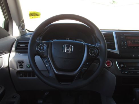 Used 2016 Honda Pilot LX image 23