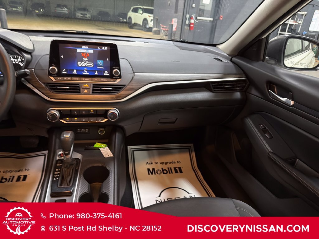 Certified 2025 Nissan Altima 2.5 SV AWD/4WD image 33