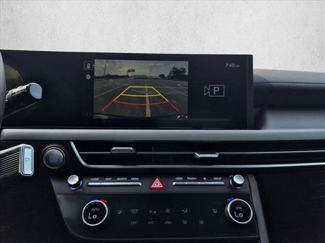 Certified 2025 Hyundai Sonata SEL FWD image 14