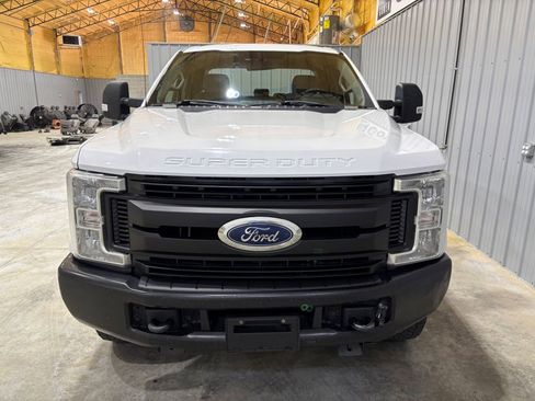 Used 2019 Ford F350 XL w/ Power Equipment Group image 7