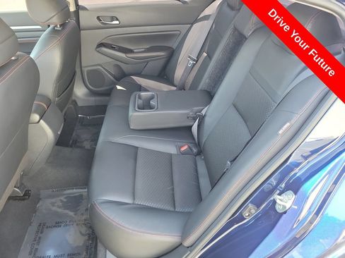 Used 2023 Nissan Altima 2.5 SR FWD image 26
