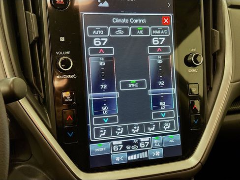 Used 2025 Subaru Crosstrek 2.0i Premium image 23