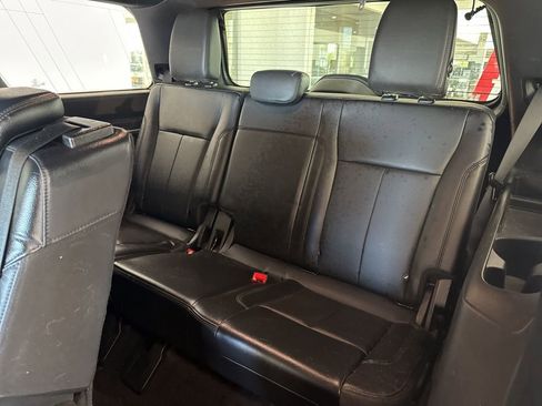 Used 2021 Ford Expedition XLT image 10