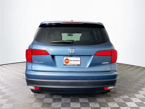 Used 2017 Honda Pilot EX image 9