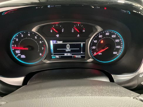 Used 2018 Chevrolet Traverse LT AWD/4WD image 19