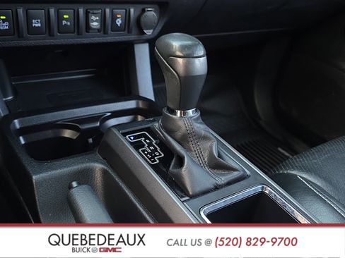 Used 2017 Toyota Tacoma TRD Sport w/ Premium & Technology Package image 29