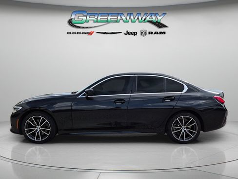 Used 2020 BMW 330i Sedan w/ Convenience Package RWD image 2