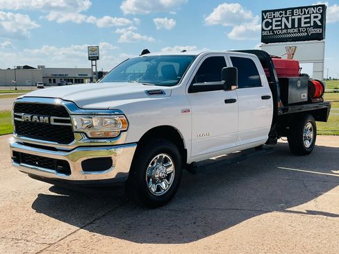 Used 2021 RAM 2500 Tradesman RWD image 3