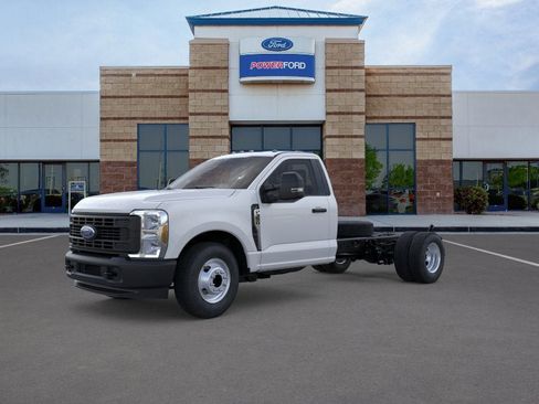 New 2026 Ford F350 XL RWD image 2