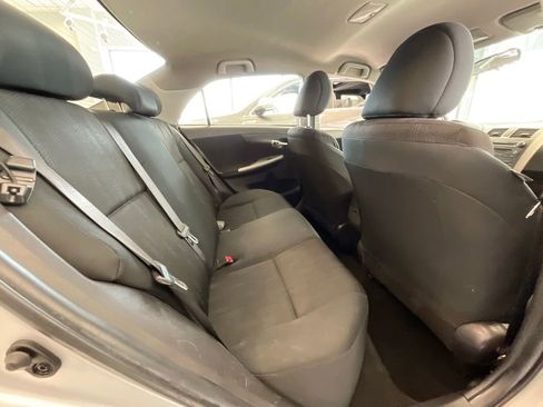 Used 2011 Toyota Corolla S image 16