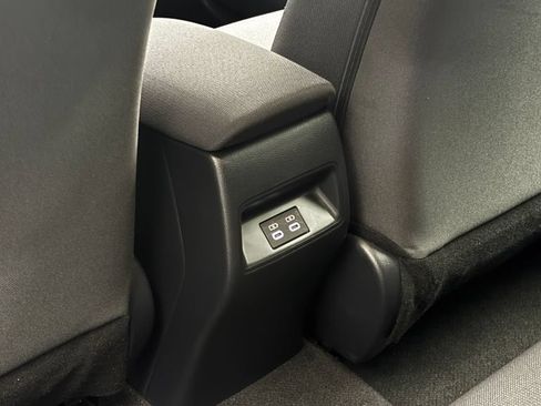Used 2026 Toyota Corolla LE FWD image 25