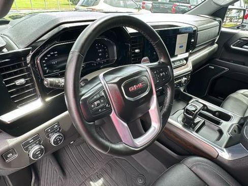 Used 2023 GMC Sierra 1500 SLT w/ SLT Premium Plus Package image 3