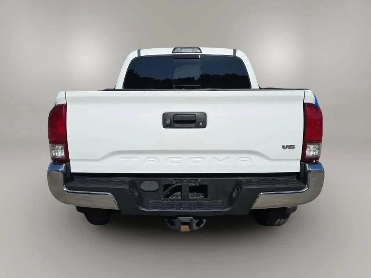 Used 2017 Toyota Tacoma TRD Off-Road w/ Tow Package RWD image 7