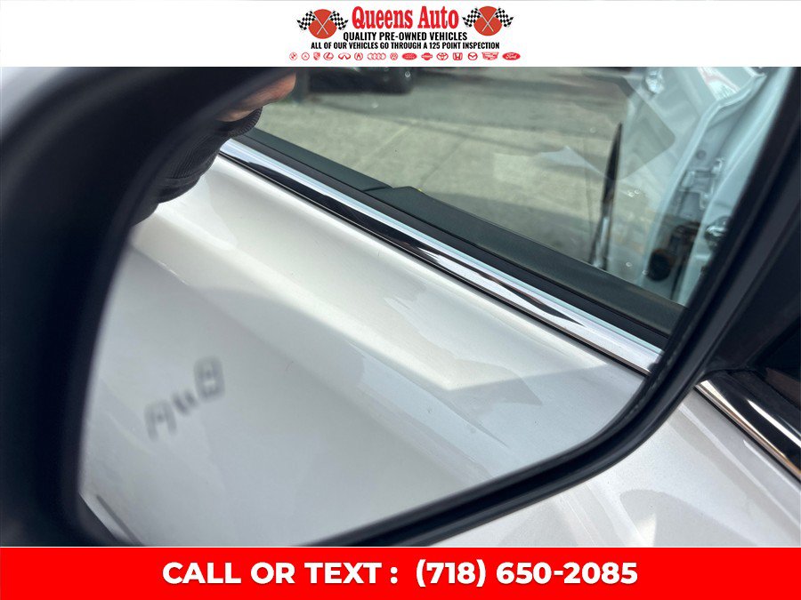 Used 2017 Toyota RAV4 Limited AWD/4WD image 37