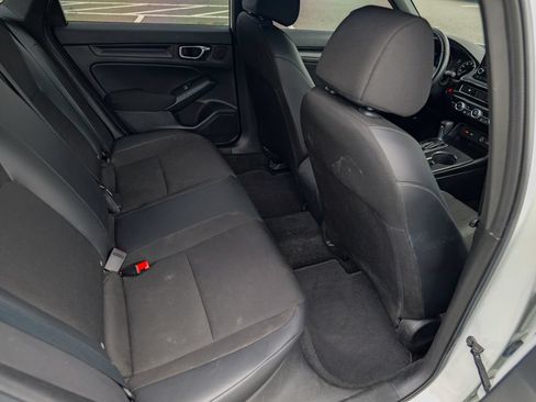 Used 2023 Honda Civic Sport image 29