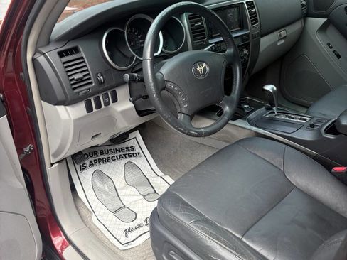 Used 2007 Toyota 4Runner SR5 image 22