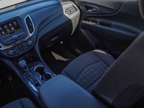 Used 2023 Chevrolet Equinox LT image 26