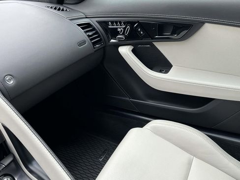 Used 2024 Jaguar F-TYPE R AWD/4WD image 28