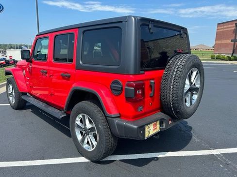 Used 2020 Jeep Wrangler Unlimited Sahara w/ Dual Top Group AWD/4WD image 6