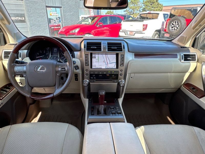 Used 2013 Lexus GX 460 Premium AWD/4WD image 31